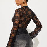 Camisa Top Winnie Lace Cut Out - Negro