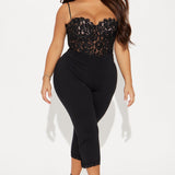 Mallas Swept Away Lace Trim Capri - Negro