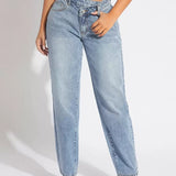 1665198966176d714a3e1dc9440788eed23883e86a_thumbnail_900x.webp