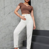 1713924274966bb7a244e6f45790793a93990cb3ea_thumbnail_900x.webp