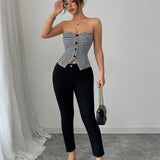 17410885652f1eda5dc0ff0c8237d1cb6369863c40_thumbnail_900x.webp
