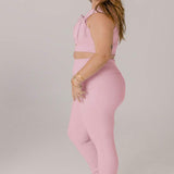 1745735004e69108fa67631c62a220c7b30ec3faee_thumbnail_900x.webp