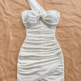 17489287951dcbfd82875598ad2cf80314f56d2a5c_thumbnail_900x.webp