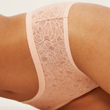17510040882f1cbf932ae1f1f499d8ac89eb7d157e_thumbnail_900x.webp