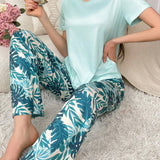 Conjunto De Pijama De Manga Corta Con Plantas Verdes Tropicales Impresas En Camiseta Y Pantalones Largos