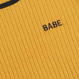 Amarillo / XL Body ringer tejido de canalé con bordado de letra