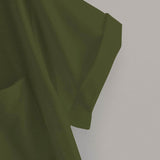 Verde militar / L Camiseta bajo curvo con diseño de bolsillo