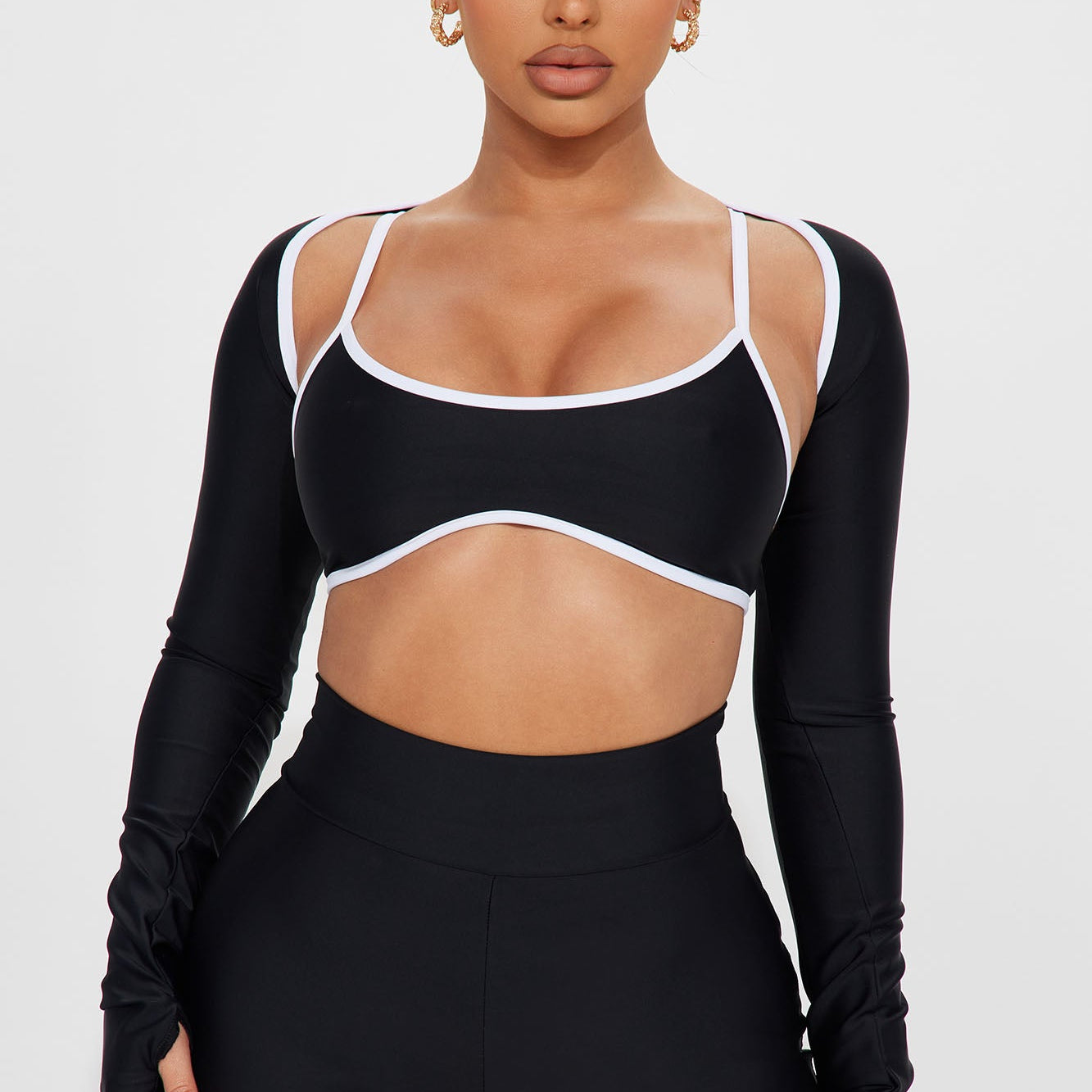 https://cdn.shopify.com/s/files/1/0293/9277/products/04-04-23Studio1_KF_AP_10-01-09_10_TP4399PD_Black_27554_CM.jpg?v=1737656662