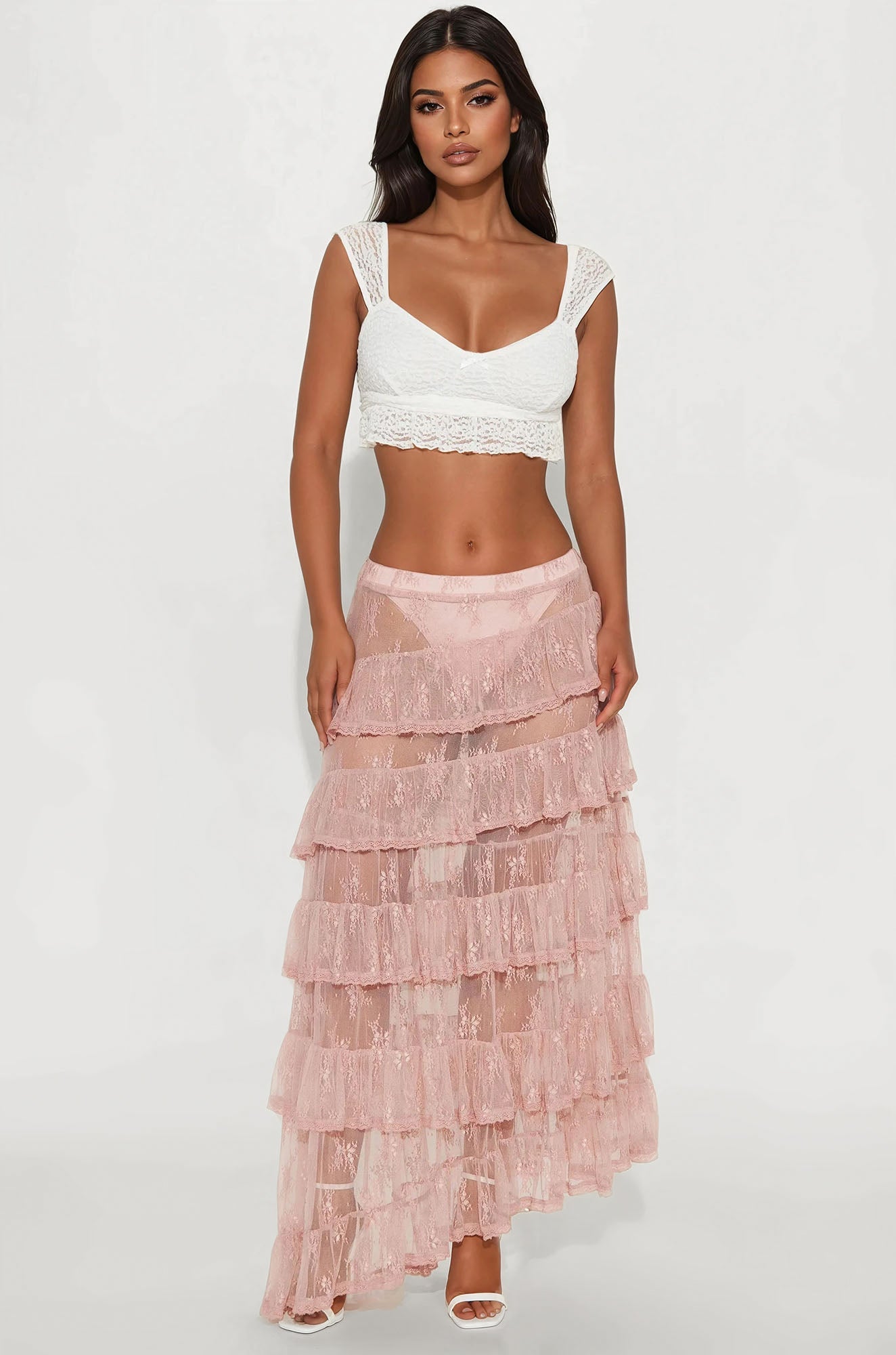 https://cdn.shopify.com/s/files/1/0293/9277/files/04-09-25_S5_67_FN4431MXPC_Mauve_KP_AP_15-26-15_7735_MH-Amira_CM_WG.jpg?v=1745356158