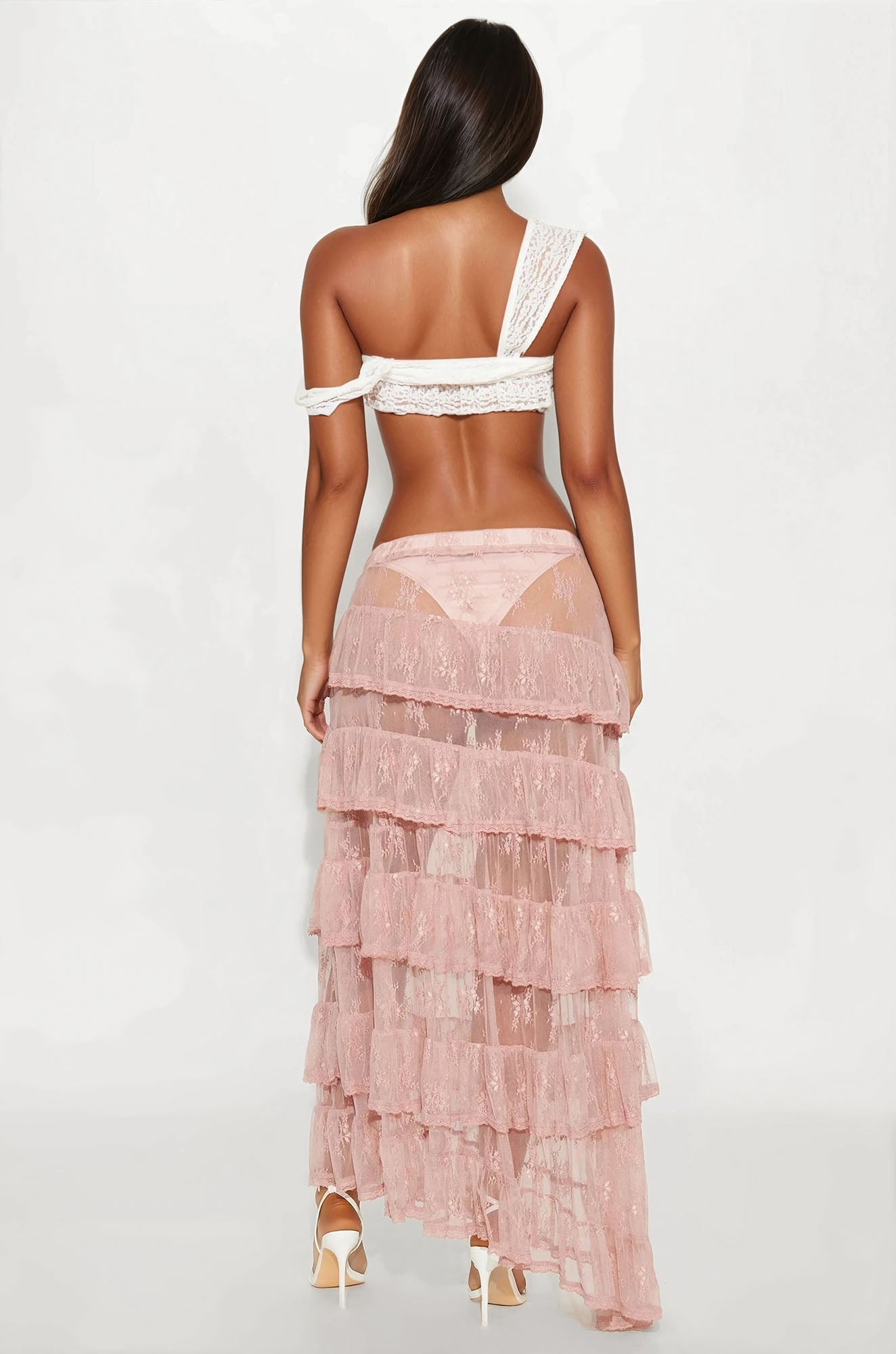https://cdn.shopify.com/s/files/1/0293/9277/files/04-09-25_S5_67_FN4431MXPC_Mauve_KP_AP_15-27-06_7739_MH-Amira_CM_WG.jpg?v=1745356158