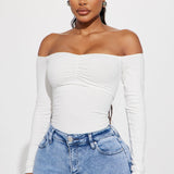 Pantiblusa Kelly Off Shoulder - Hueso