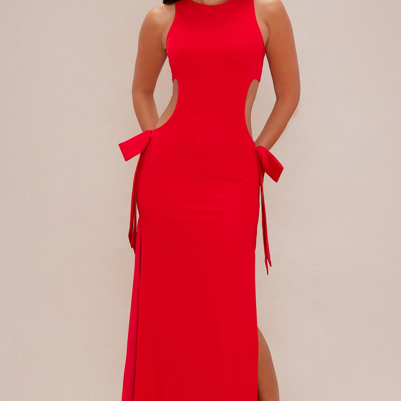 https://cdn.shopify.com/s/files/1/0293/9277/files/10-22-24_S5_27_24GWF281_Red_AZ_IM_13-55-01_21612_PXF.jpg?v=1739412133