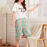 Conjunto de pijama con estampado floral con letra
