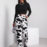 EZwear Pantalones con estampado de vaca con boton delantero