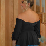 Prive Top peplum con cinturon de hombros descubiertos