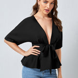 Prive Top peplum de cintura con cordon de cuello profundo