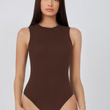 BASICS Body tank ajustado unicolor