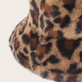 Sombrero de invierno tipo cubo con diseno de leopardo, 1 pieza