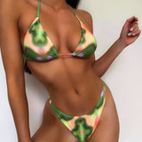 Bikini de triangulo de tirantes halter con diseno tenido aleatorio de playa de verano