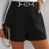 Frenchy Shorts de talle alto con diseno de cadena