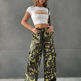 Coolane Pantalones cargo con estampado de camuflaje con bolsillo con solapa