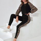 LUNE Leggings con camiseta con estampado de leopardo de manga raglan