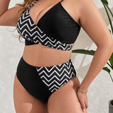 Swim Curve Banador bikini cruzado con estampado de cheuron