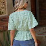 Frenchy Blusa peplum con estampado floral de manga mariposa