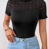 Prive Top de cuello alto con estampado geometrico