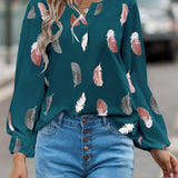 Blusa con estampado de pluma de cuello de muesca de manga obispo