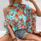 VCAY Blusa con estampado floral de cuello asimetrico con diseno de cadena