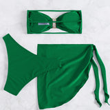Conjunto de bikini unicolor Sujetador bandeau con aros en V de metal y parte inferior de corte alto y falda para cubrir Traje de bano de 3 piezas