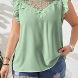 Blusa con encaje en contraste ribete con fruncido