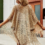 kimono con estampado de leopardo de manga murcielago bajo con fleco