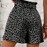 LUNE Shorts floral de cintura con volante bajo con fruncido