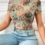 Prive Top con estampado floral con figura ribete en forma de lechuga de cuello alto de malla