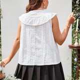 Blusa con bordado con ojal ribete con fruncido