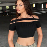 Camiseta crop con abertura delantera