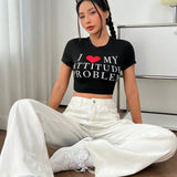 EZwear Camiseta crop con estampado de corazon y slogan