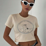 DAZY Camiseta crop con estampado de slogan y dibujos animados