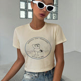 DAZY Camiseta crop con estampado de slogan y dibujos animados