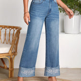 LUNE Jeans con bordado floral de pierna ancha
