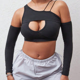 SXY Top crop con abertura de cuello asimetrico