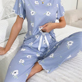 Conjunto de pijama con estampado floral ribete en forma de lechuga