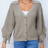 Tall Cardigan con botones y hombros caidos con ribete de flecos