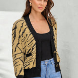 EMERY ROSE Cardigan piel de tigre patron con boton delantero