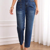 Jeans ajustados de talle alto con diseno de boton