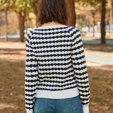 Frenchy Cardigan con patron geometrico con boton delantero