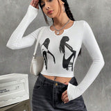 Camiseta crop con estampado de figura de cuello notch