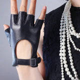 1 Par De Guantes Para Mujeres Con Media Punta Negra Con Hebilla De Metal Ajustable Para Moto